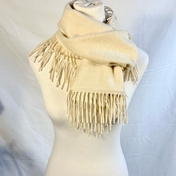 Nordstrom 100% Cashmere All-Around Fringe Scarf Wrap Cream Ivory💛 - Picture 4 of 9